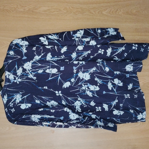 Plus size cardigan - Picture 3 of 3